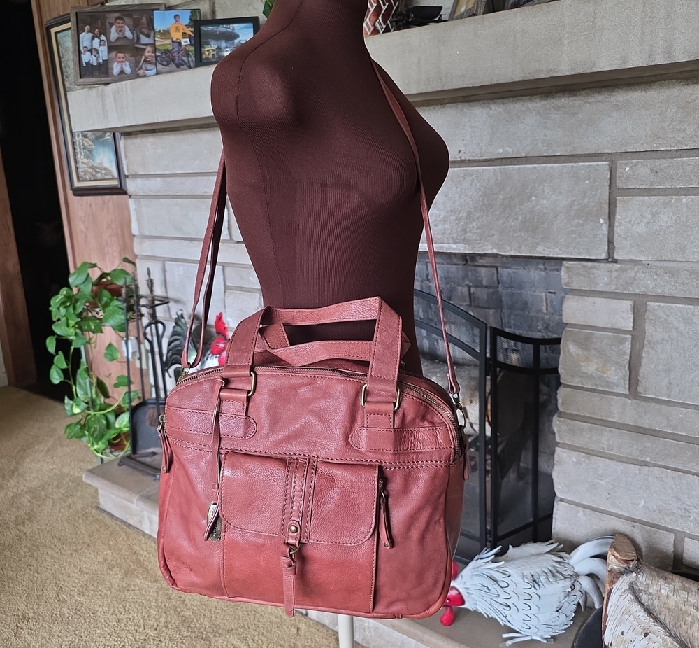 Women's Leather Tote Bag in Brick Red - Classic Travel Work Bag